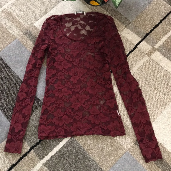 BKE Lace Wine-colored/Burgundy Long-sleeved Shirt - Picture 5 of 8